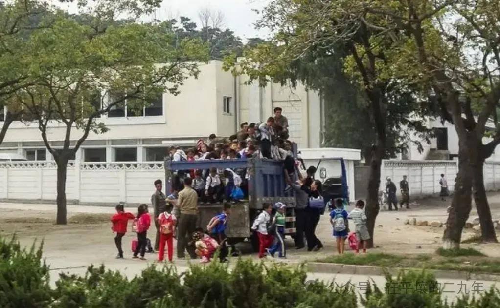 朝鲜街头实拍：5000朝币能买啥？