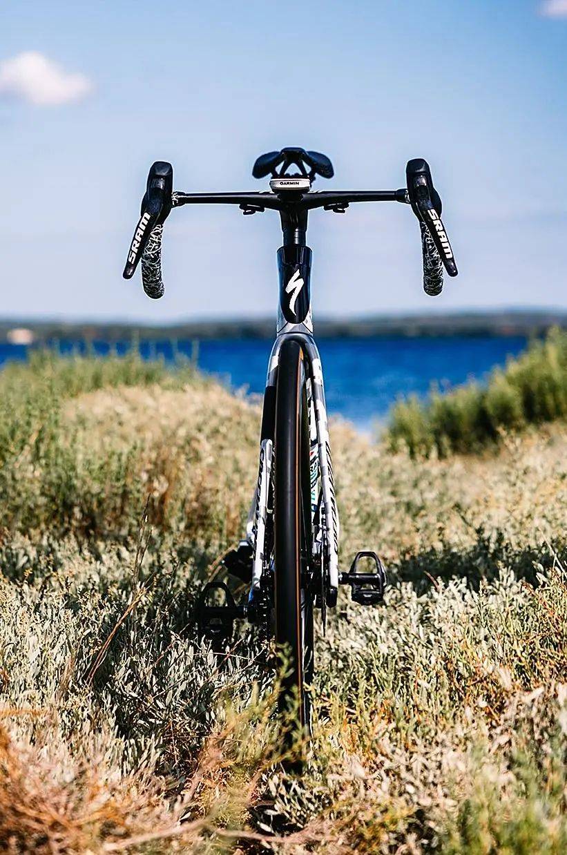 Specialized S-Works Tarmac SL8红牛白衫定制涂装